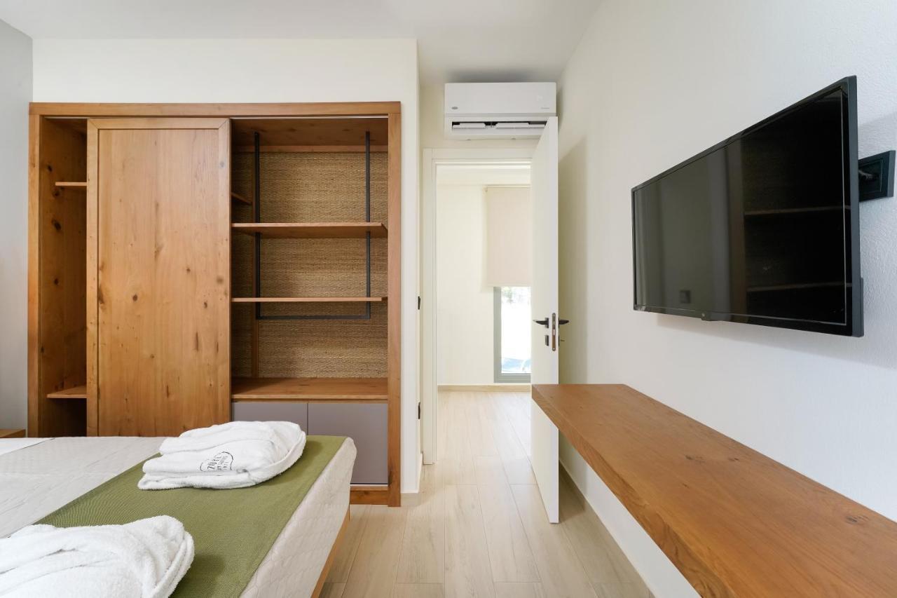 Azzure Luxury Suites Potos Dış mekan fotoğraf
