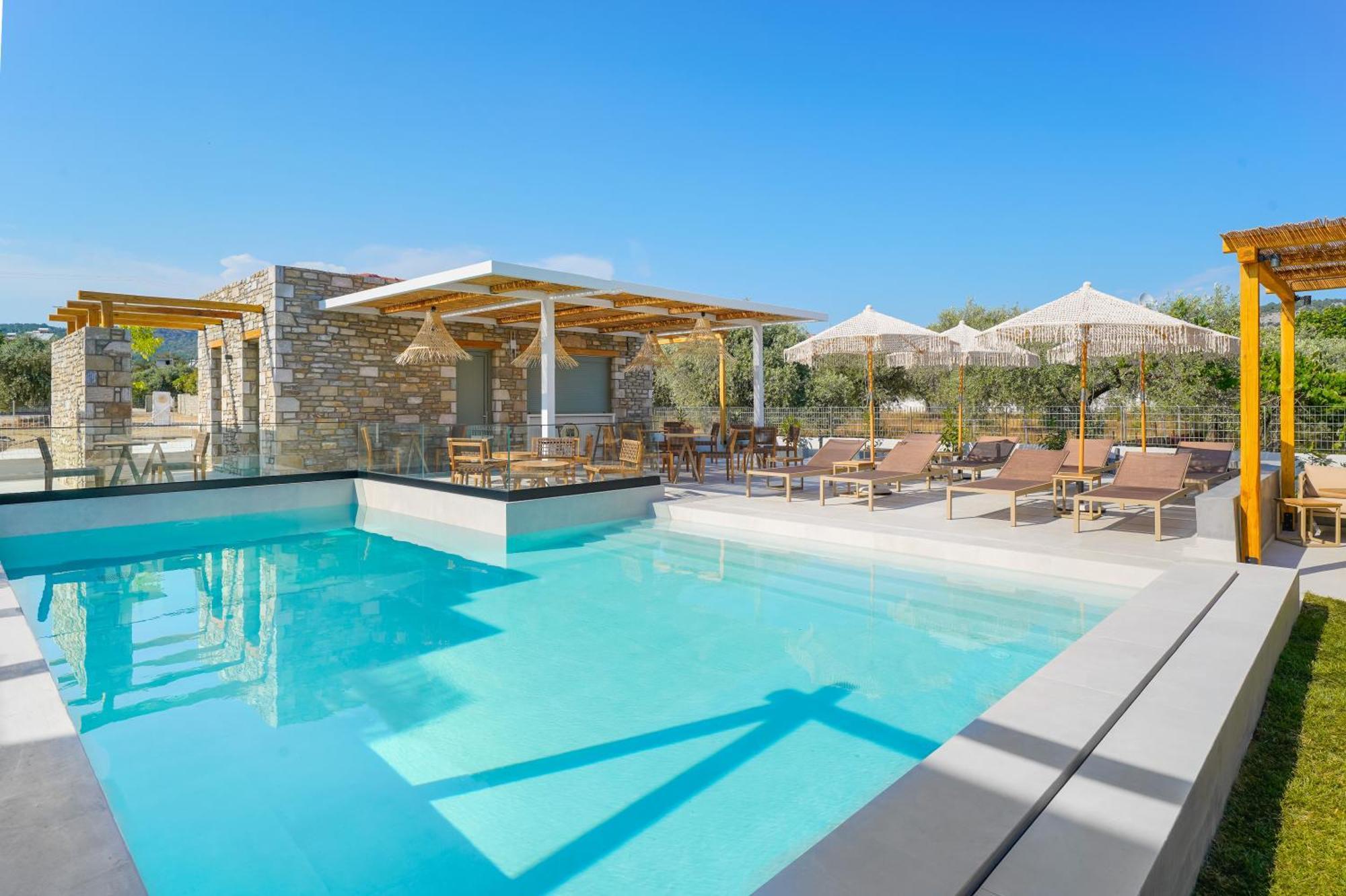 Azzure Luxury Suites Potos Dış mekan fotoğraf