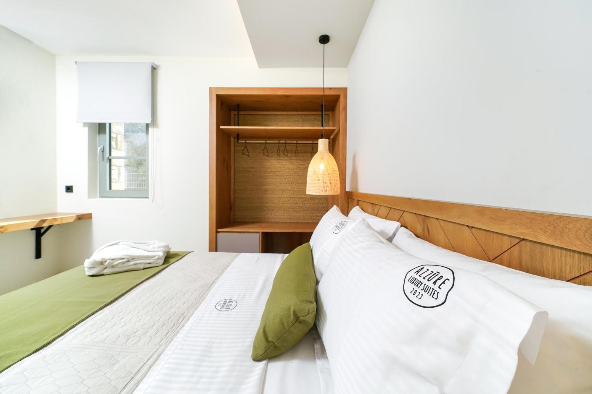 Azzure Luxury Suites Potos Dış mekan fotoğraf