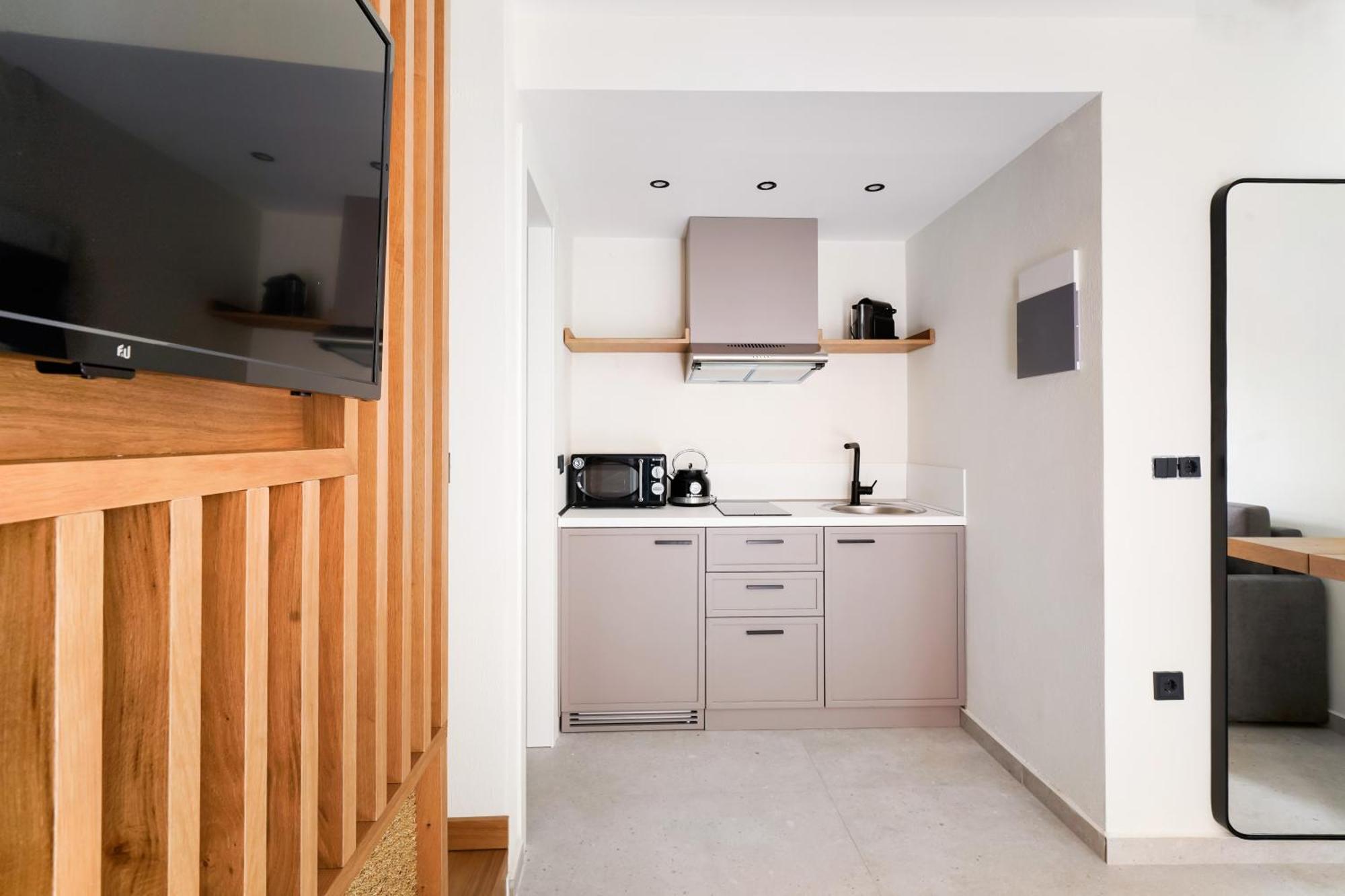 Azzure Luxury Suites Potos Dış mekan fotoğraf