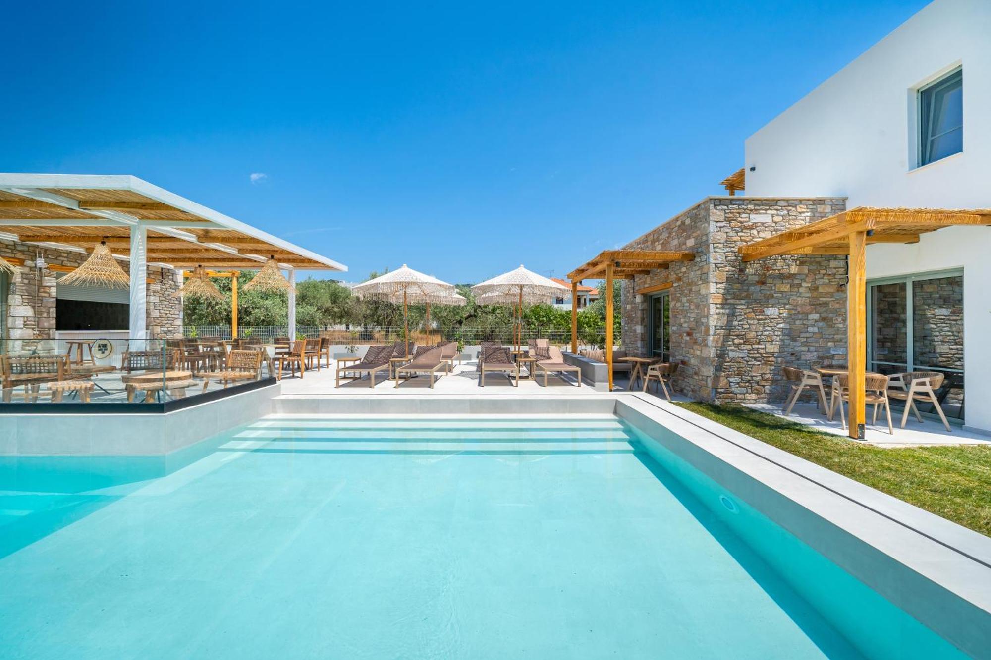 Azzure Luxury Suites Potos Dış mekan fotoğraf