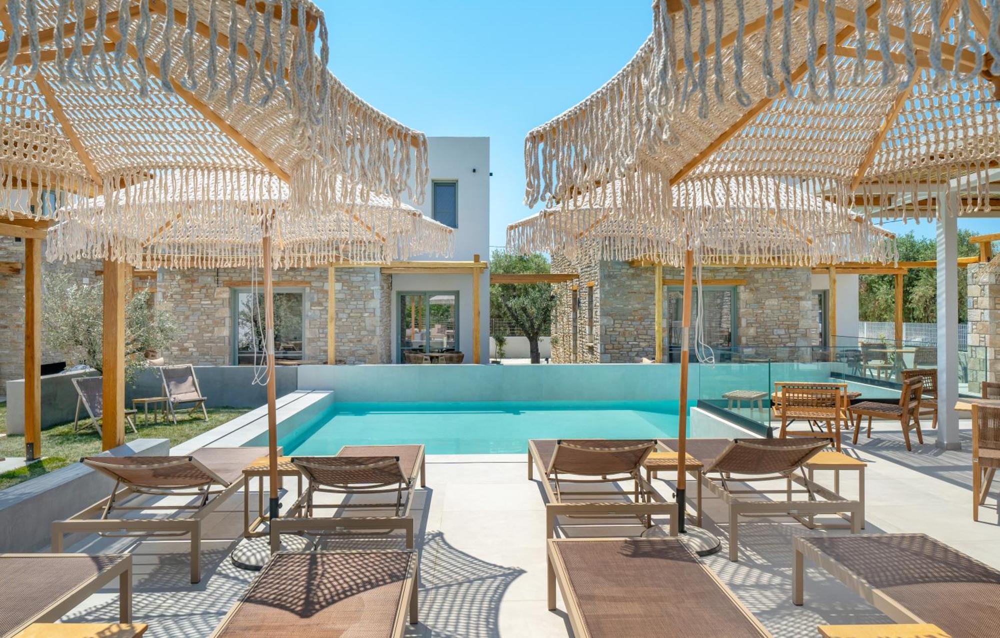 Azzure Luxury Suites Potos Dış mekan fotoğraf